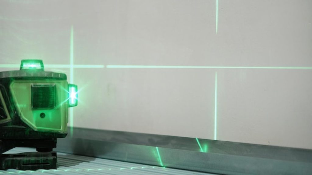 Comment choisir un mètre laser ?